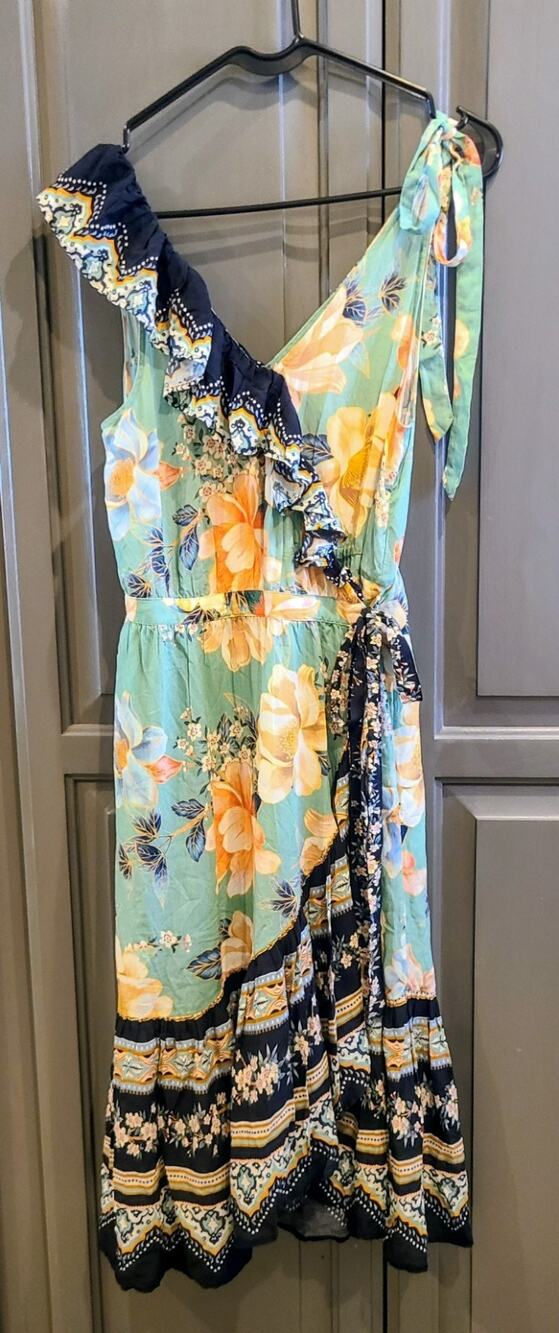 Anthropologie Farm Monica Wrap Dress Floral Midi V Neck Ruffle self-tie closure